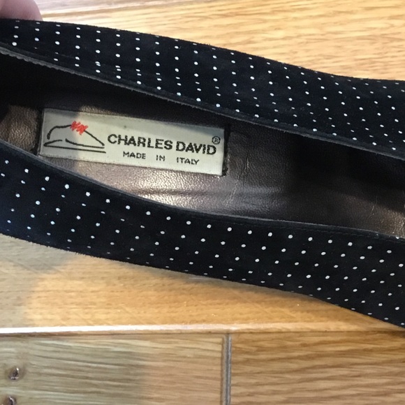 Vintage Charles David Black Polka Dot Suede Pumps - Picture 4 of 8